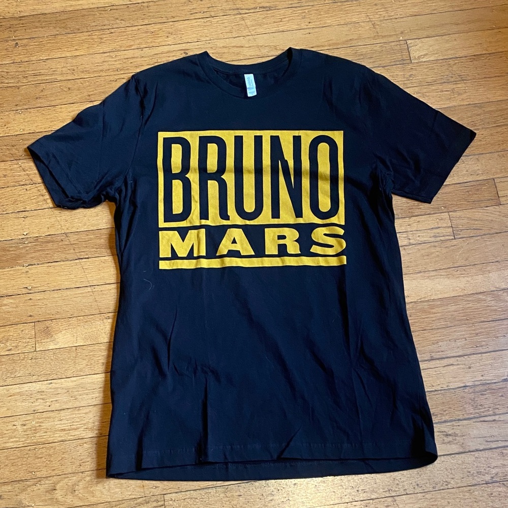 Men’s large Bella Canvas Bruno Mars Black and yellow t-shirt